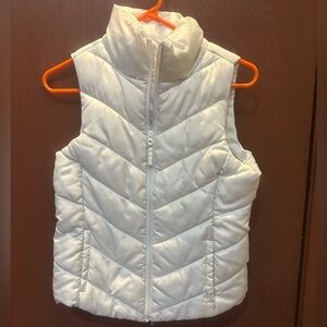 SO white Puffer Vest